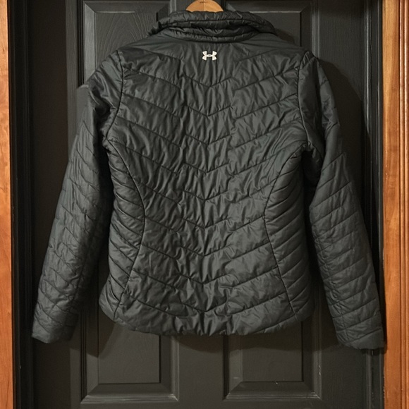 Fitted Puff Jacket - Picture 3 of 3